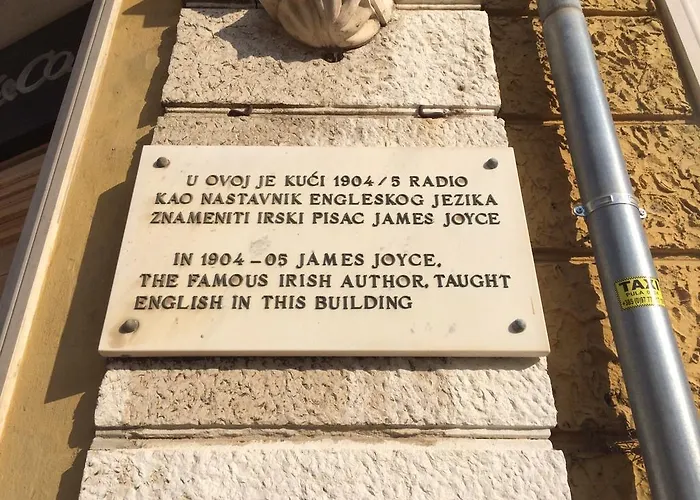 Boutique Joyce 4* 풀라