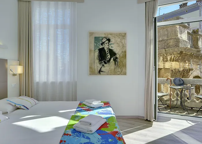 Boutique Joyce 4* Pula