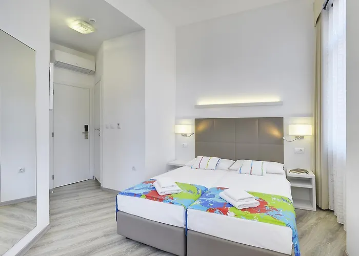 호텔 Boutique Joyce 4*