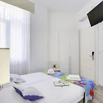 Boutique Joyce 풀라