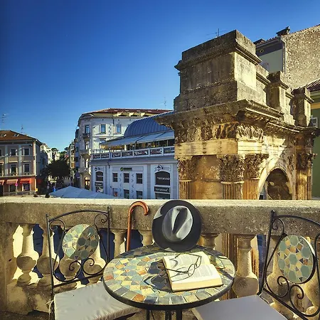 Hotel Boutique Joyce 4*